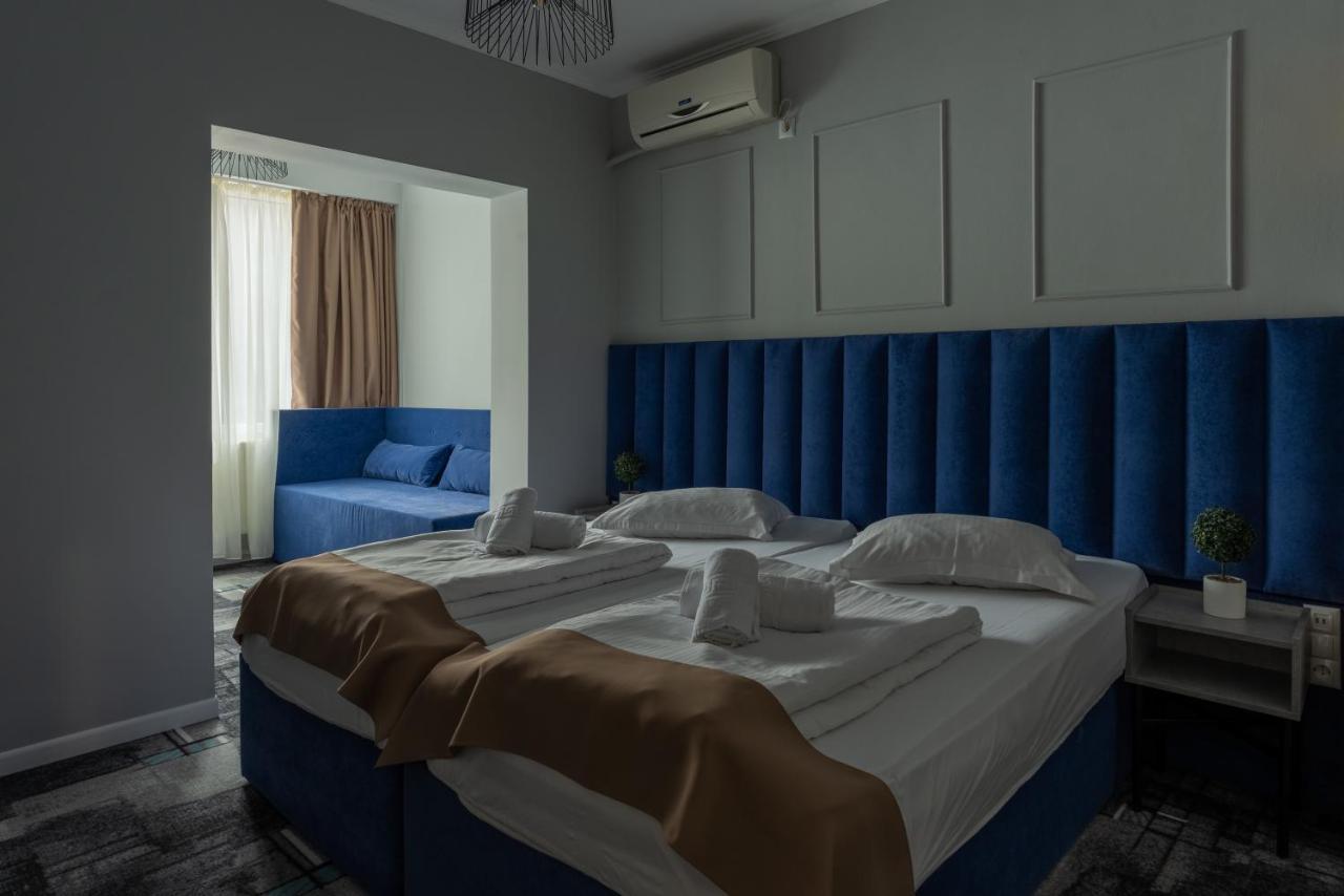 Hotel PASO Cluj-Napoca Buitenkant foto