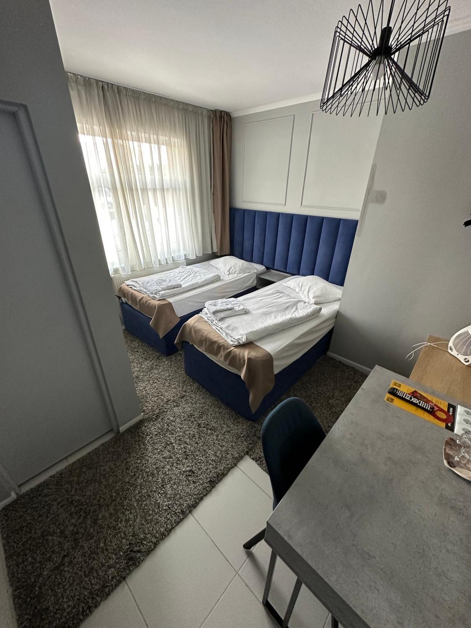 Hotel PASO Cluj-Napoca Buitenkant foto